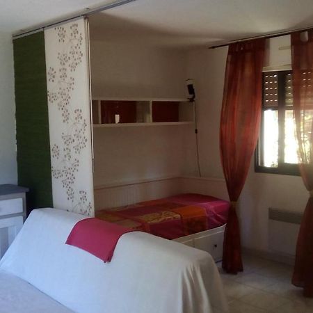 Studio de 27 m² + 70 m² de jardin à 100 m des plages Cavalaire-sur-Mer Exterior foto