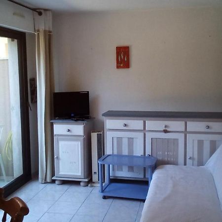 Studio de 27 m² + 70 m² de jardin à 100 m des plages Cavalaire-sur-Mer Exterior foto