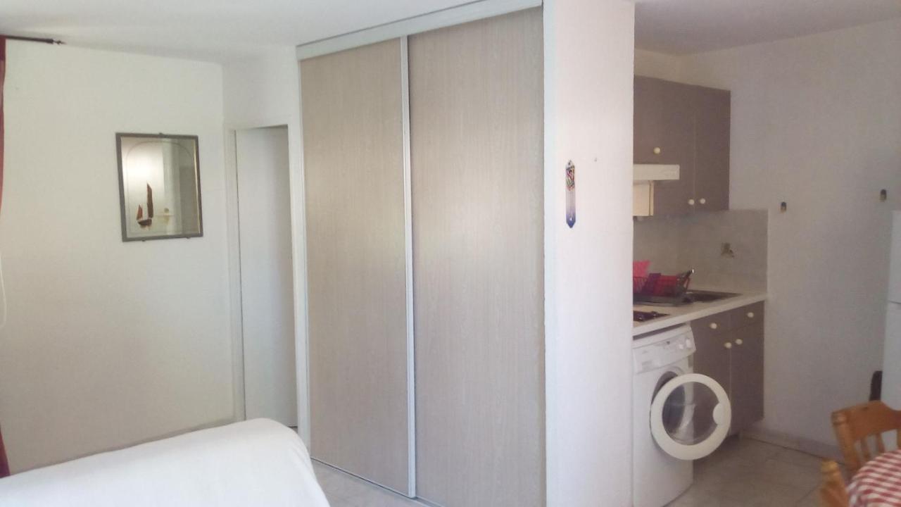 Studio de 27 m² + 70 m² de jardin à 100 m des plages Cavalaire-sur-Mer Exterior foto